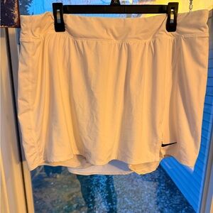 Nike Women's White Skort